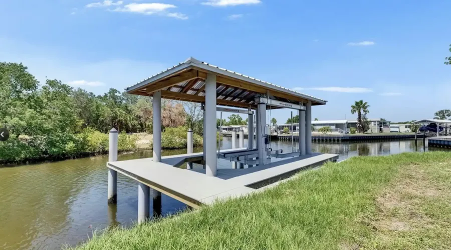 6522 SIMONE SHORES CIRCLE, Apollo Beach, Florida, 33572, United States, 7 Bedrooms Bedrooms, 11 Rooms Rooms,4 BathroomsBathrooms,Waterfront,For Sale,SIMONE SHORES CIRCLE,1894806